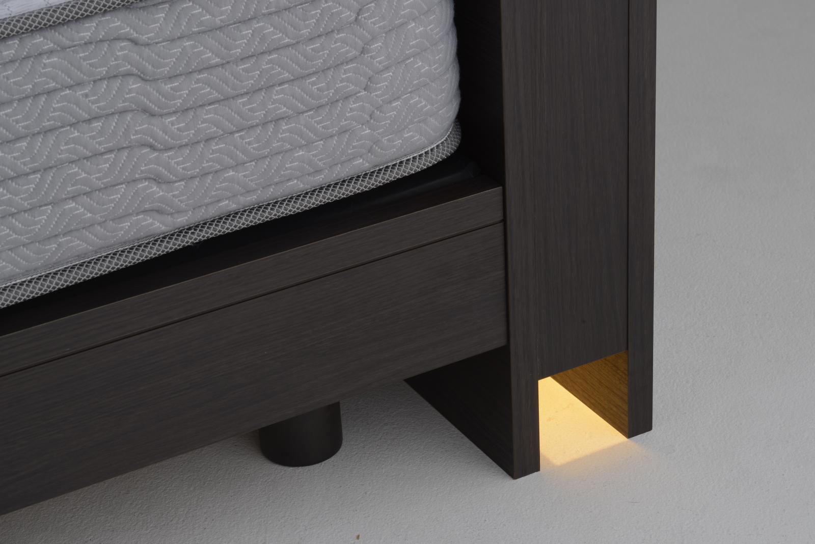 シモンズのBS シェルフライト/BS Shelf Light｜ベッド専門店